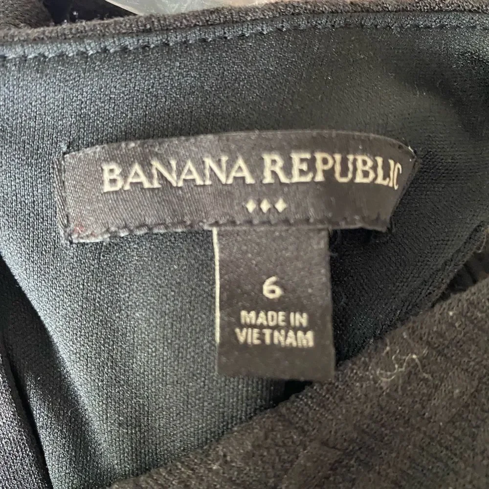 Banana Republic Dress -6 black /black , back zip.  Polyester spandex